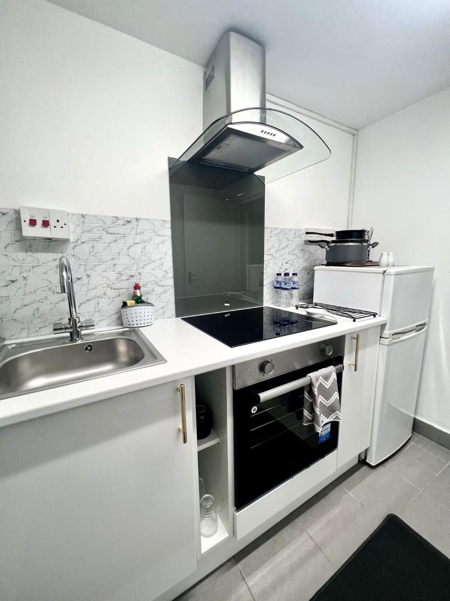 Cambridge Heritage Apartments Ngoại thất bức ảnh