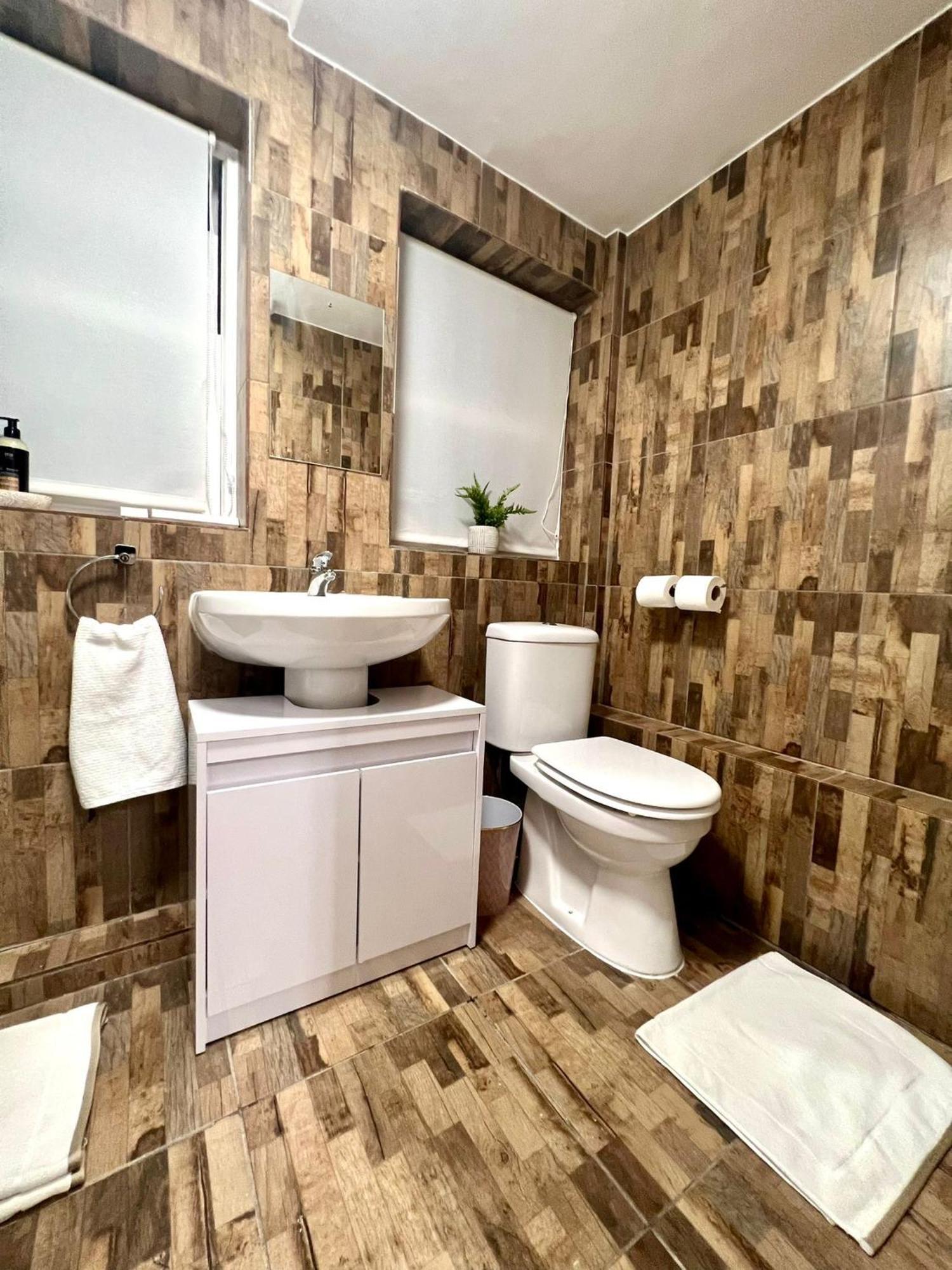 Cambridge Heritage Apartments Ngoại thất bức ảnh